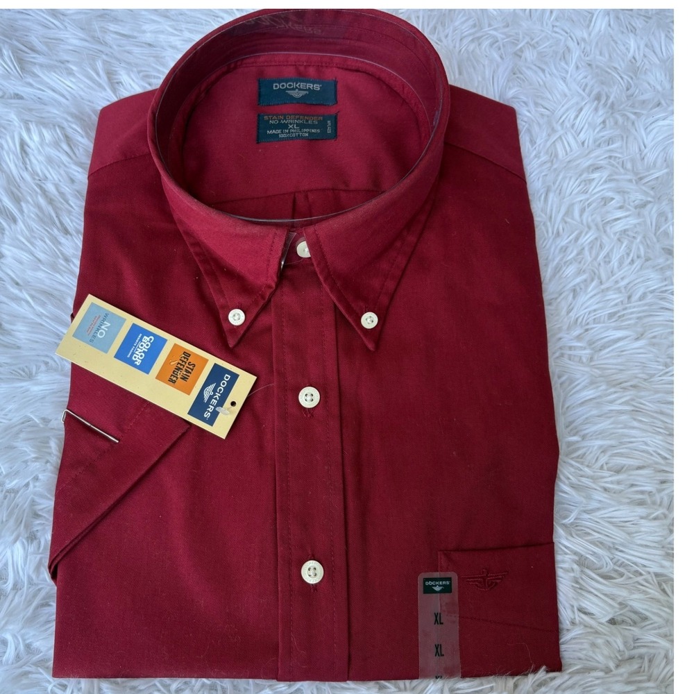 Dockers Stain Defender No Wrinkles Short Sleeve Shirt NWT Mens XL Burgundy Red